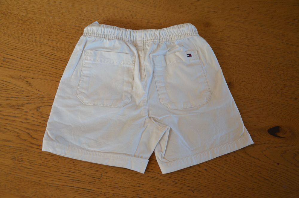 spodenki Tommy Hilfiger jasne r. 86