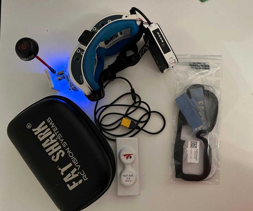 Goggles FPV Fatshark HD3 + Receiver Furious True-D + Antenas