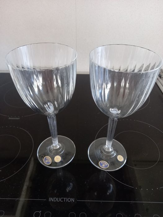 8 copos de vinho tinto em cristal da Bohemia