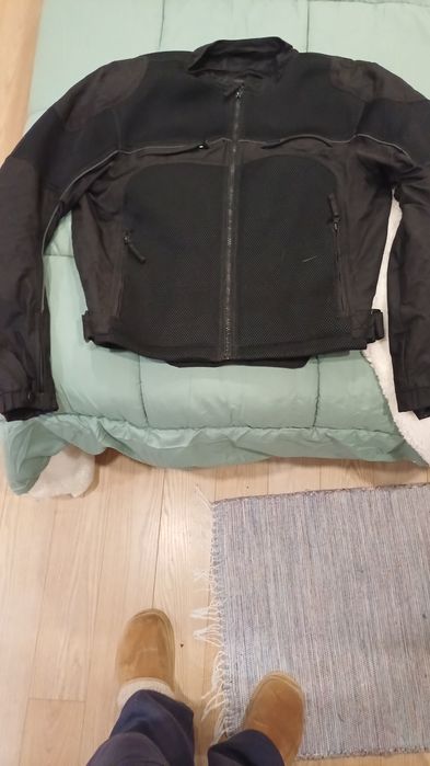 Casaco motard usado poucas vezes em muito bom estado