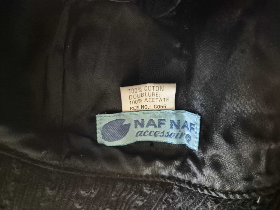 Chapéu Preto Senhora, da Naf Naf
