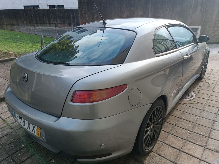 Alfa Romeo GT 2004