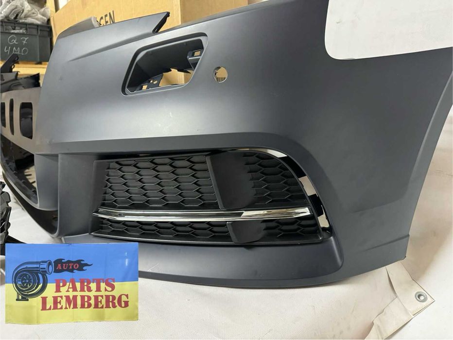 Audi A3 8V Sedan передній бампер Ауді Слайн