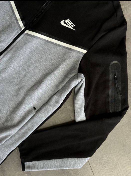 Оригінальна кофта зипка  Nike Tech Fleece розмір  XS-L
