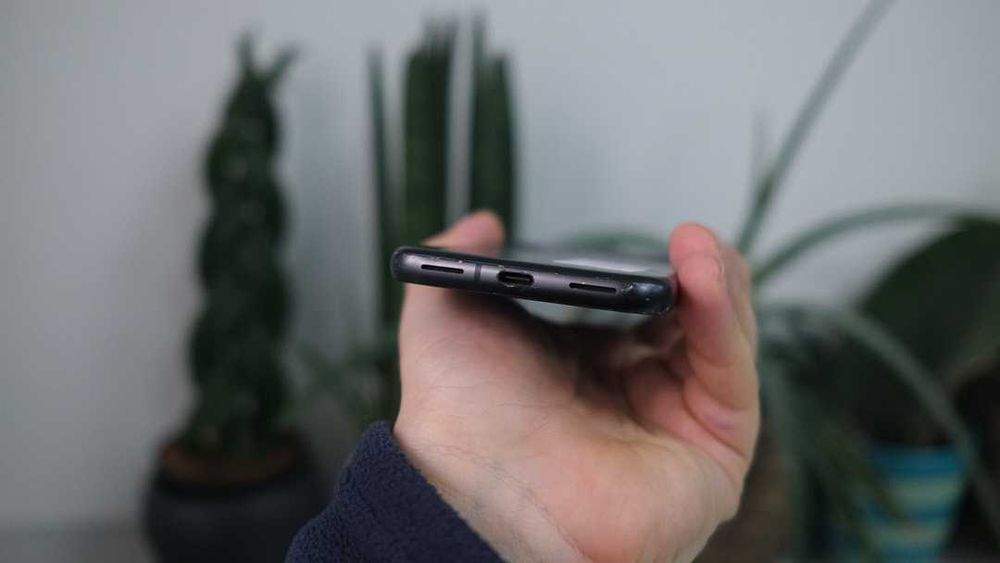 Google Pixel 8a 8/128GB (Obsidian) без вигорань MDM