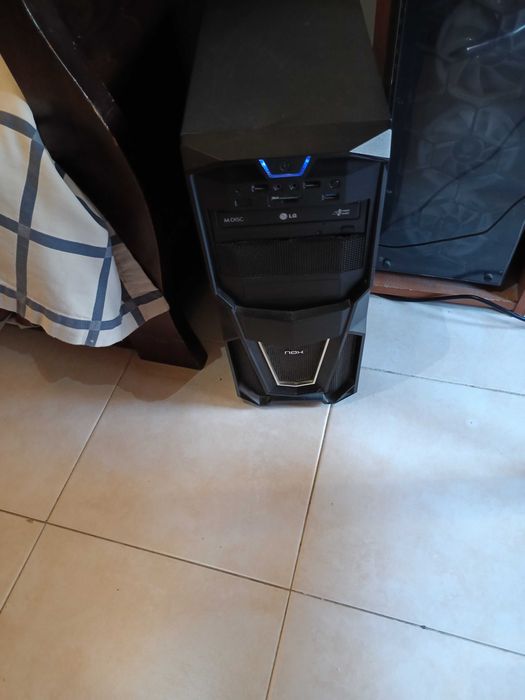 PC Torre sem Monitor!