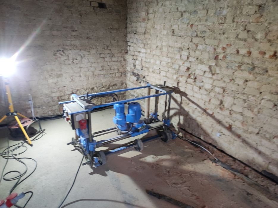 Osuszanie ścian budynków, podcinka metodą prinz izolacja nie inekcja