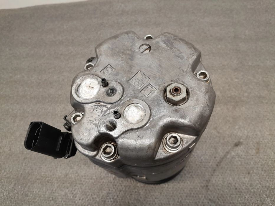 Compressor AC VOLKSWAGEN Golf IV (1J1)