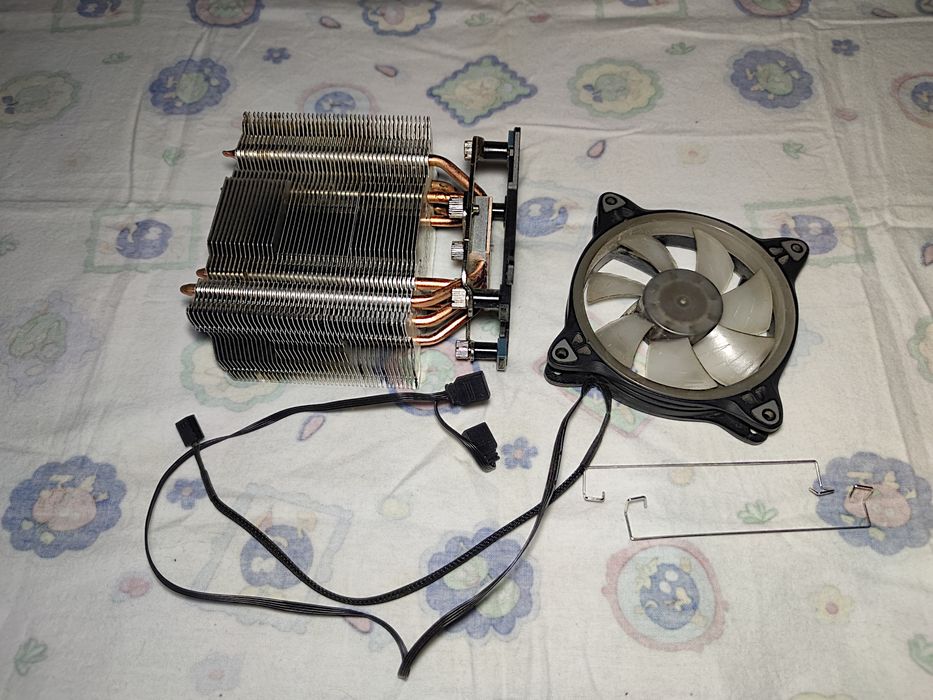 Башенный кулер Aardwolf (3 трубки) + 120мм RGB кулер (160мм высота)