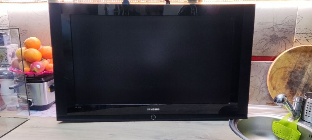 Telewizor/Monitor  SAMSUNG 32cali  nowa cena okazj