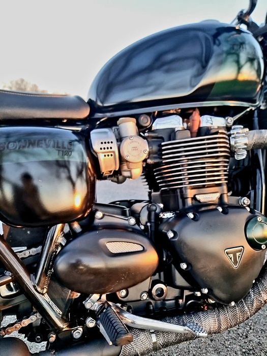 Мотоцикл Triumph Bonneville Т120