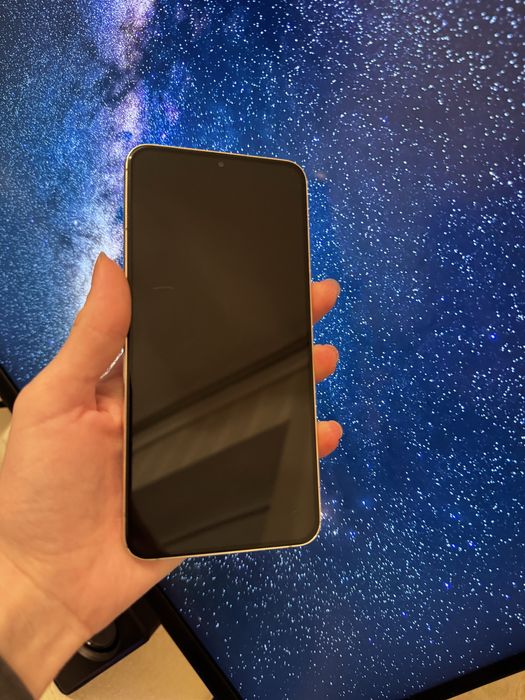 Samsung s22+ plus 8/128 snapdragon