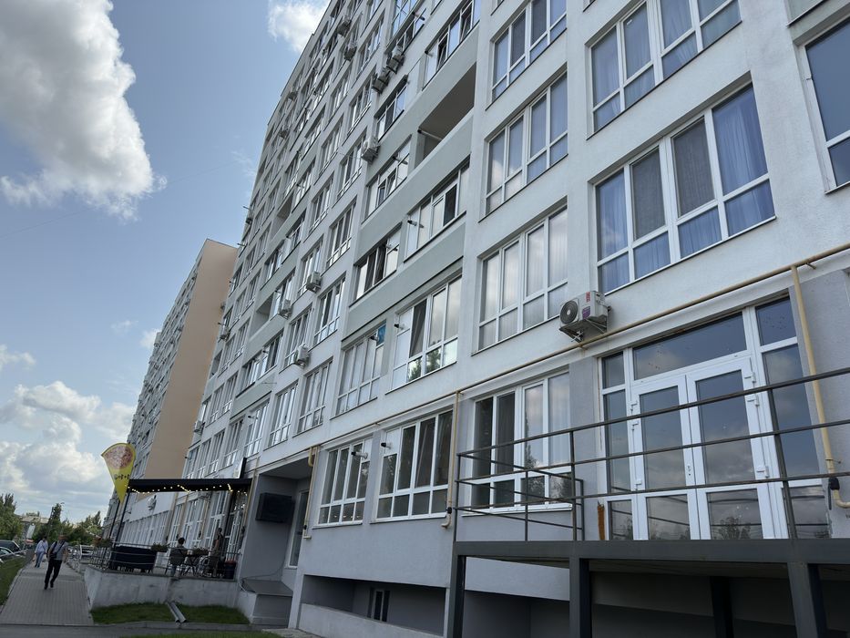 **Жабинського! ФАСАД!Приміщення 52 кв.м. Вокзал/Круг