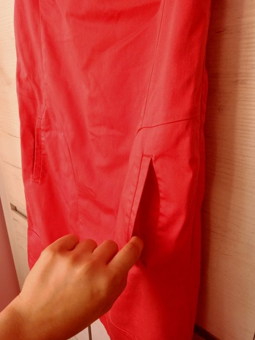Sukienka r.36  malinowa hallhuber