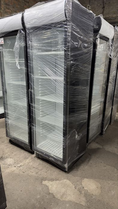 Холодильники, барні, ретро, вітрини, умки, морозилки