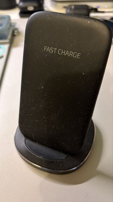 Ładowarka indukcyjna do telefonu