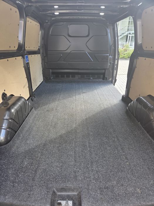 Ford Transit - długofalowa współpraca, Polska - Europa