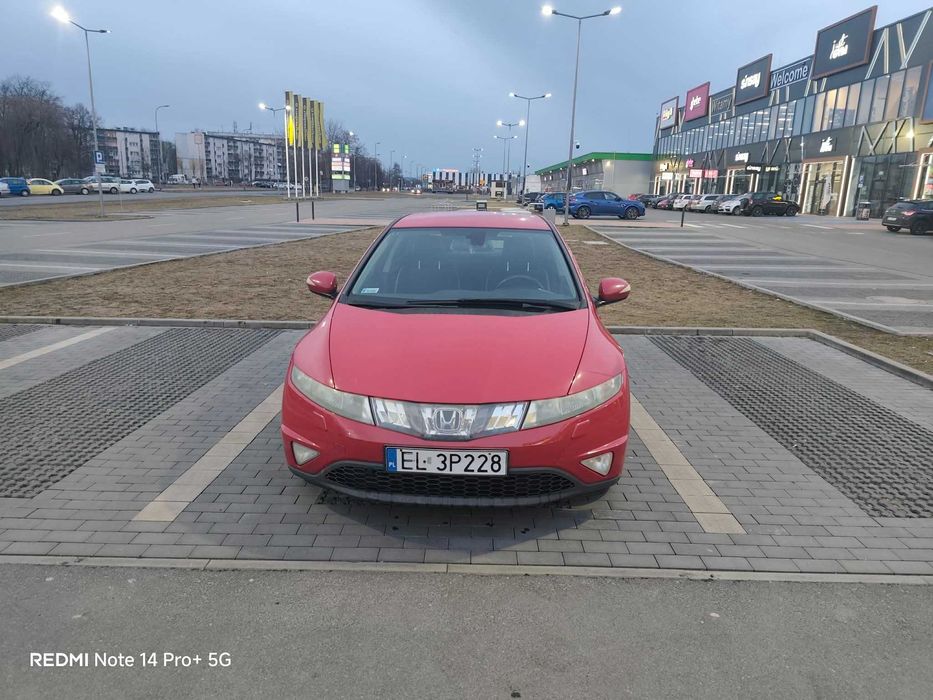 HONDA CIVIC VIII UFO 1.8 BENZYNA z kamerą cofania