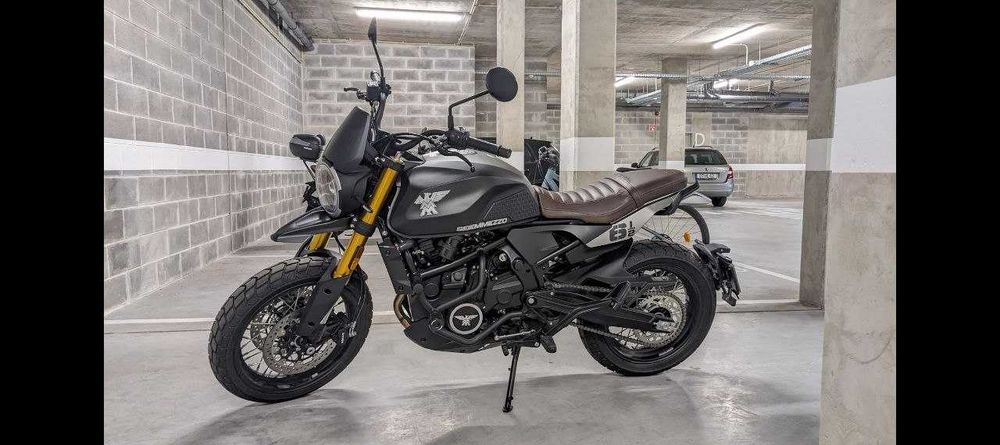Moto Morini Seiemmezzo SCR 650 - 2024 - 6.550 km - c/ Garantia oficial
