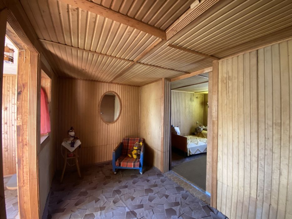 Продам дивовижну дачу біля водойми