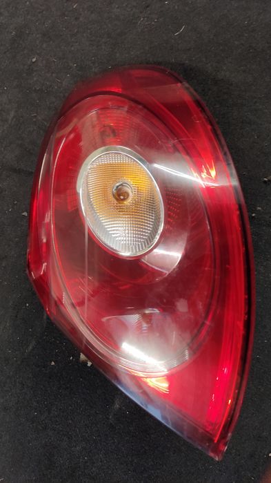 Lampa tył tylna prawa w błotnik Volkswagen Passat CC
