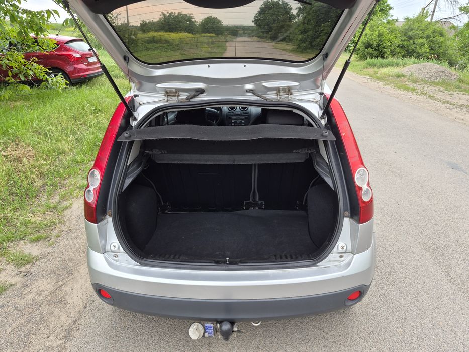 Продам Ford Fiesta