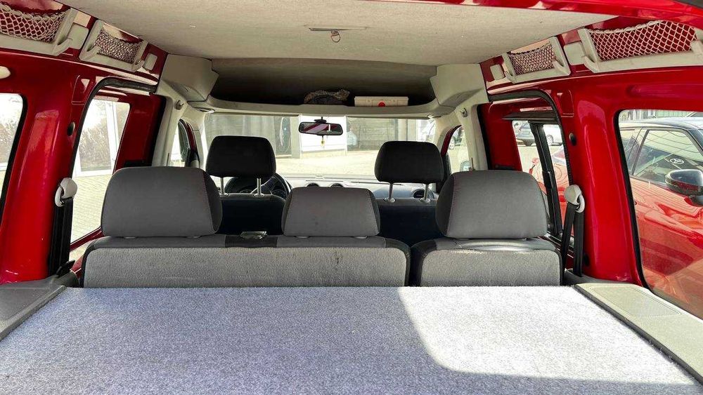 Volkswagen Caddy Life в гарному стані