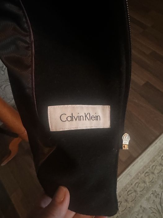 Продам пальто Calvin Klein, рззмір 46-48