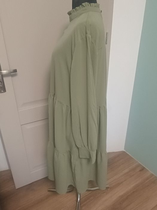 Zielona sukienka z długim rękawem XXL