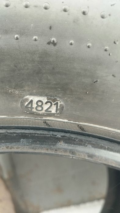 Продам резину 215.65.р16