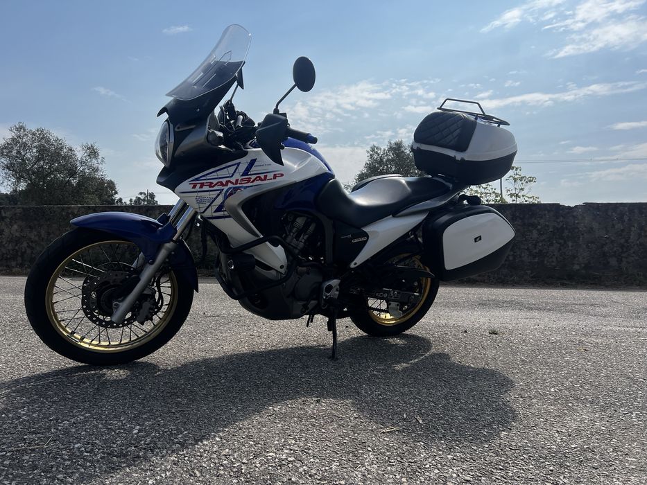 Honda transalp xl700 versao com abs