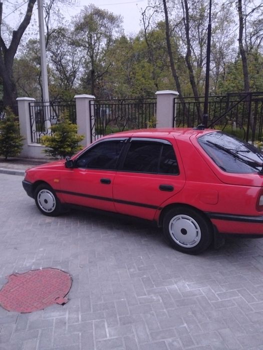 Nissan sunny 1994