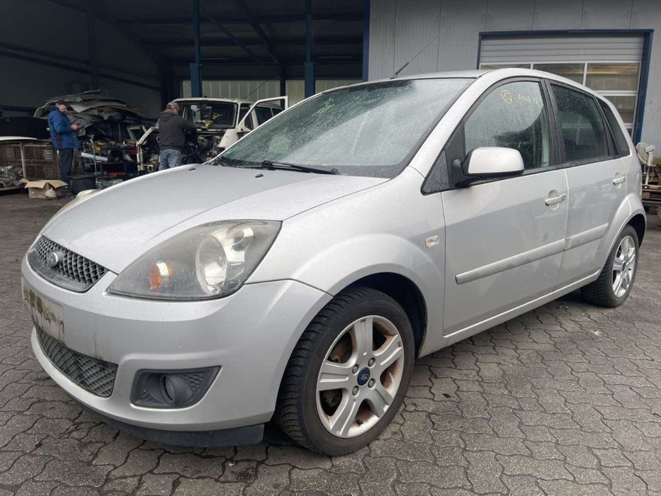 Форд фієста мк6 запчастини авторозборка