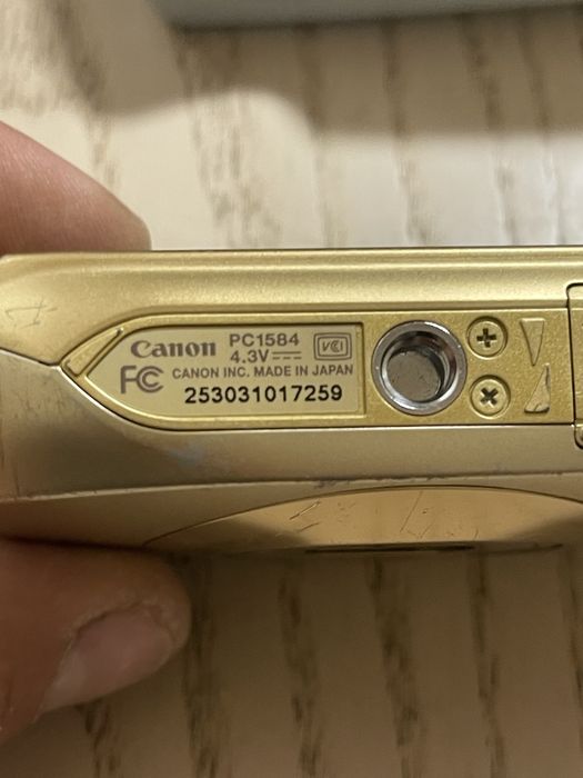 Canon  pc1584 ( ixus 310hs) и Sony dsc p43