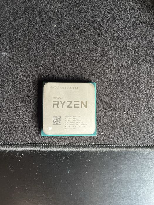 Ryzen 7 3700X Processador