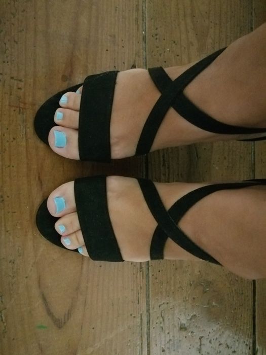 Sandálias Novas Tam 38