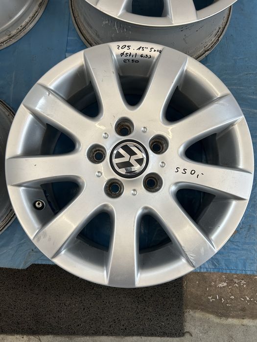 205 Felgi Aluminiowe Oryginał Volkswagen VW R 15 5x112 otwór 57,1