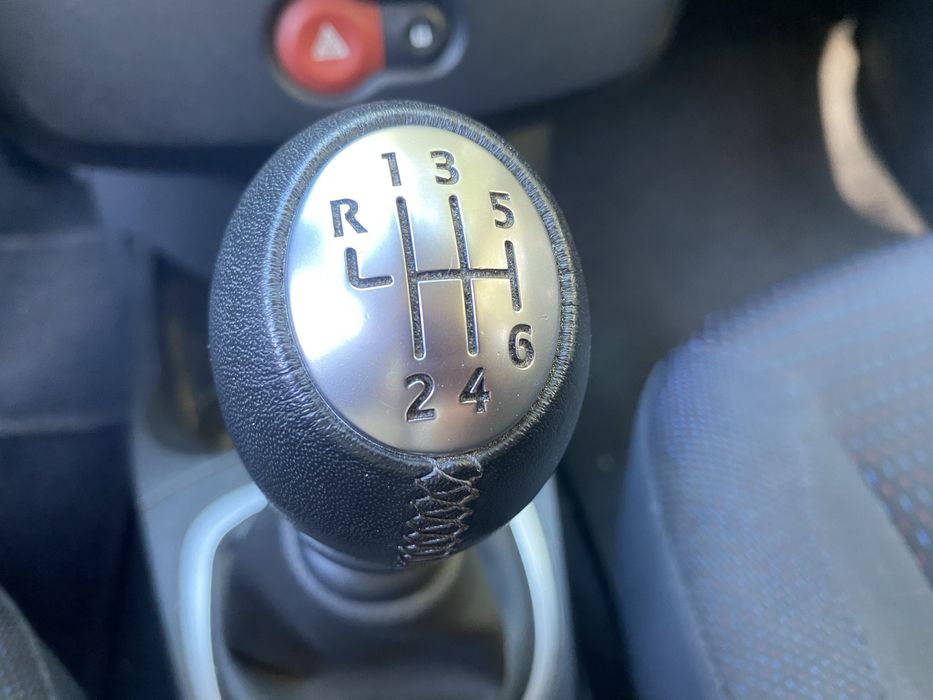 Renault Clio III 1.5 dCi 106 cv, versão rara, caixa de 6 velocidades
