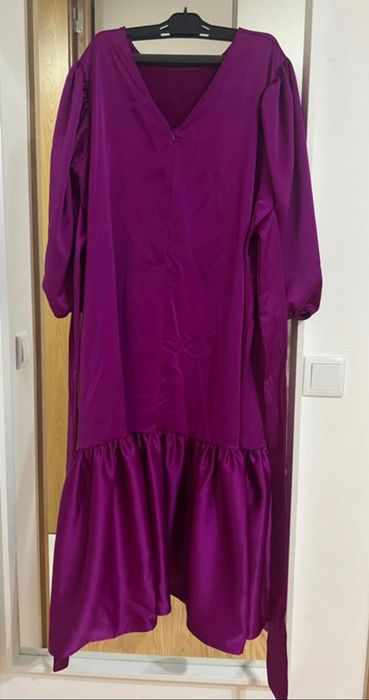 Vestido violeta cerimónia