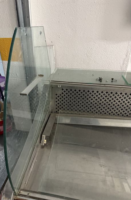 Vitrina Italiana Frimar 2m (Motor OK / C/ 1 Vidro lateral Partido)