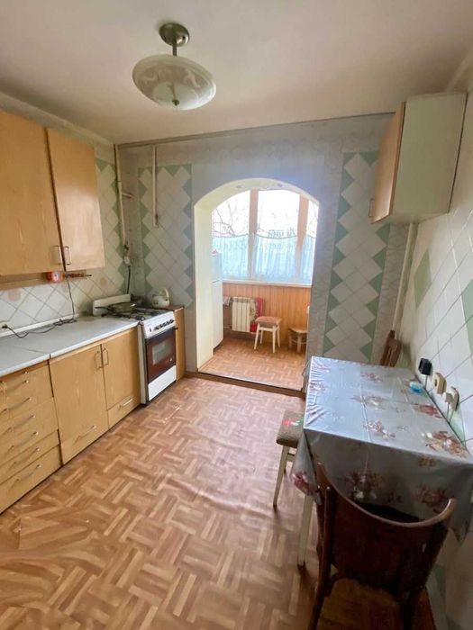 Довгострокова аренда 3-ех кімнатна квартира