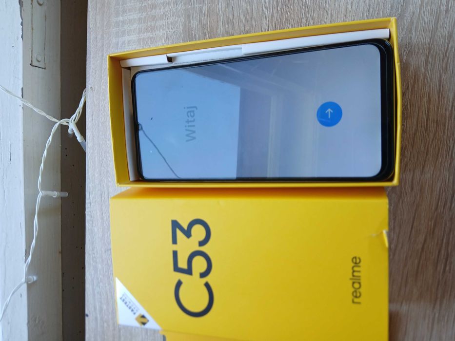 Realme C53 6/128GB złoty, stan idealny, komplet + etui GRATIS