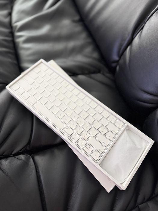 Apple Magic Keyboard 2 Wireless A1644 + Mouse 2. Б/в