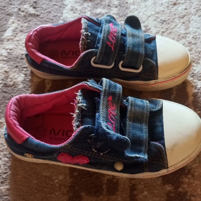 Кеди, мокасини джинсові