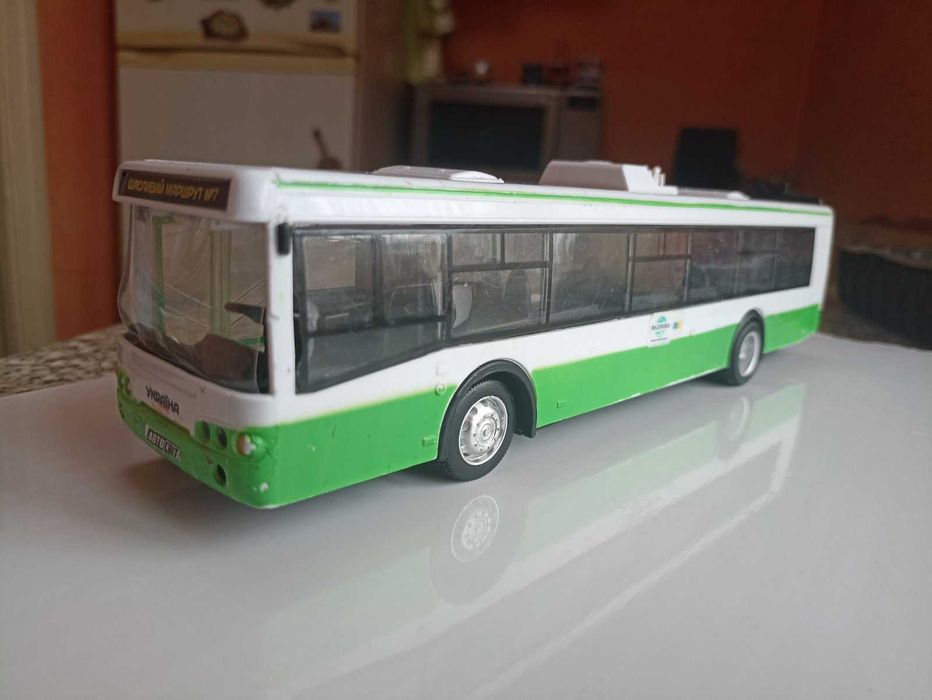 Автобус , ЛИАЗ 5292, работает свет, звук, двигатель, двери