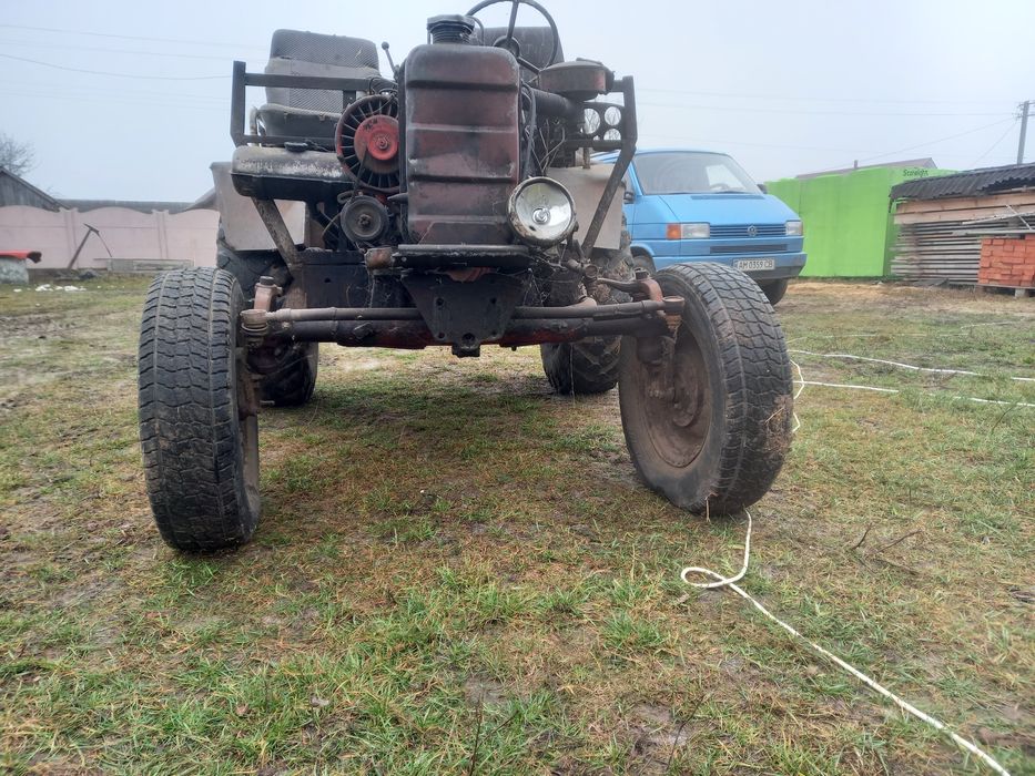 Трактор  цілком або по запчастинах