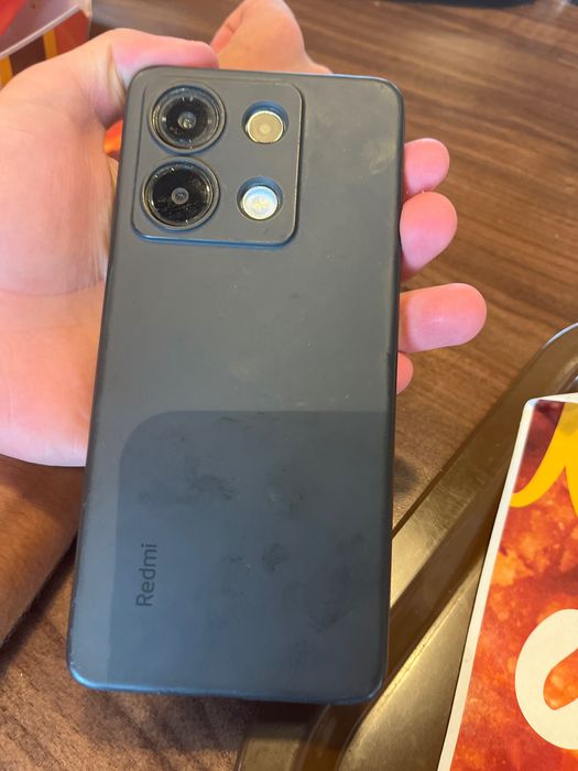 telemóvel novo em bom estado