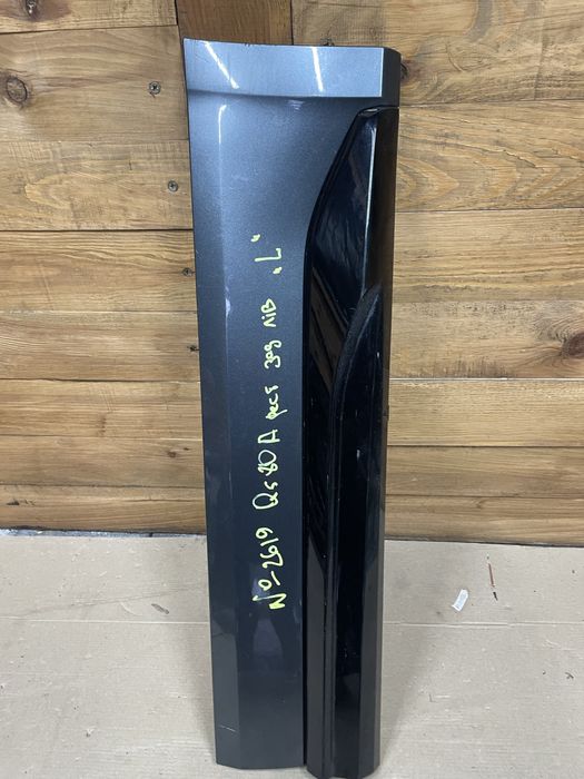 Накладка дверей задня ліва Audi Q5 FY 2020-