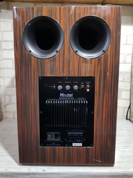 32кг! Активний сабвуфер MAGNAT Signature Sub 930A, потужність 400 Вт,