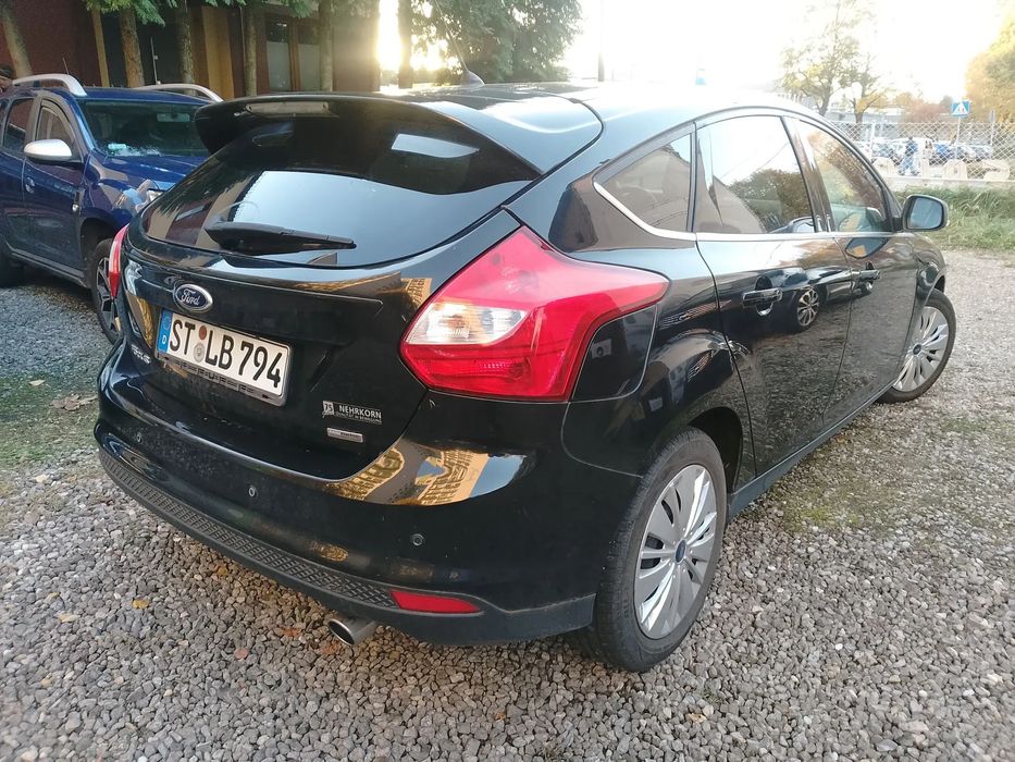 Ford Focus Ledy Xenony Tempomat Parktronik INDIWIDUAL !!!